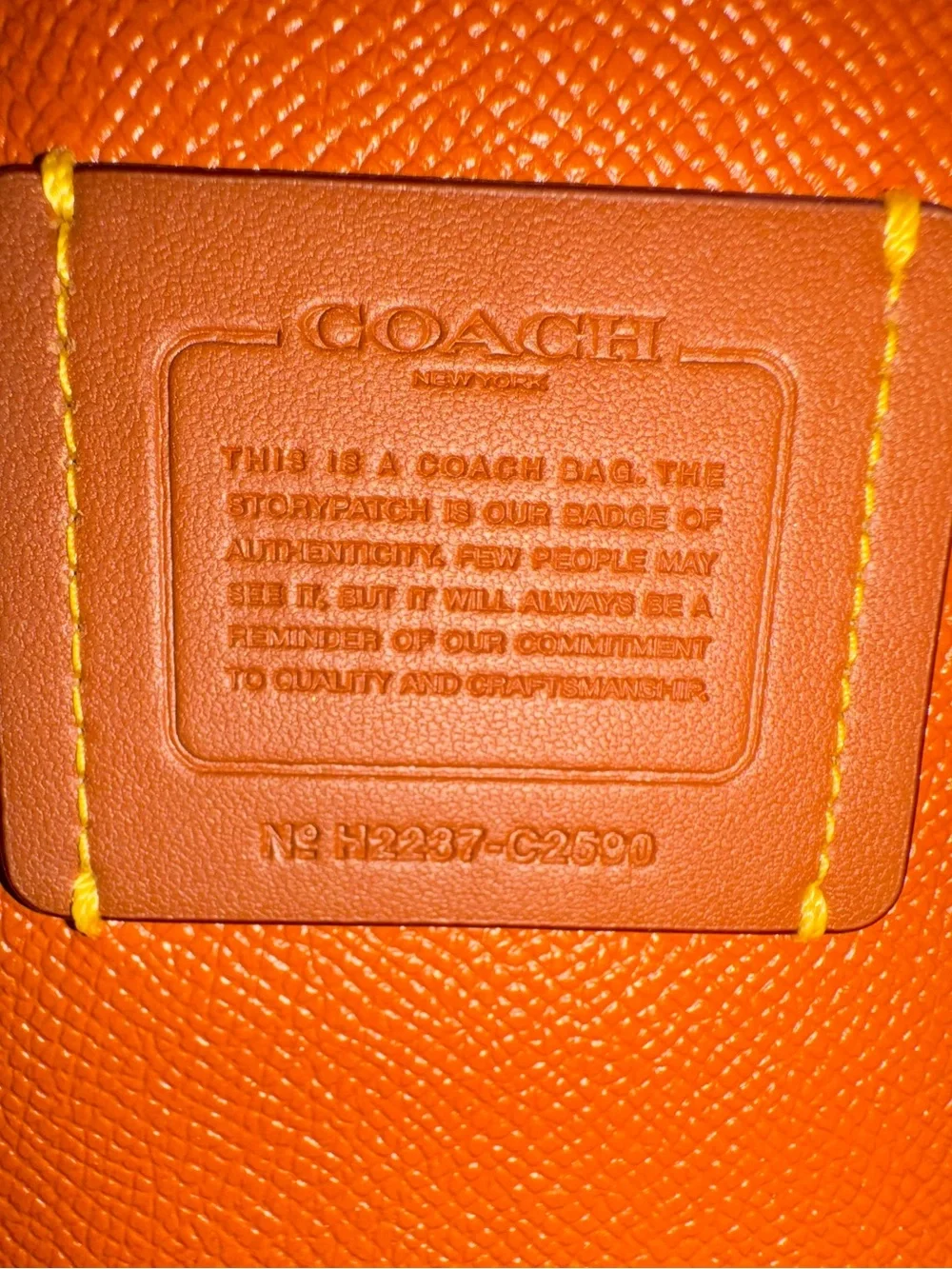 COACH - Willow Shoulder Bag in Colorblock, Dark Stone, EUC 2022 Beautiful